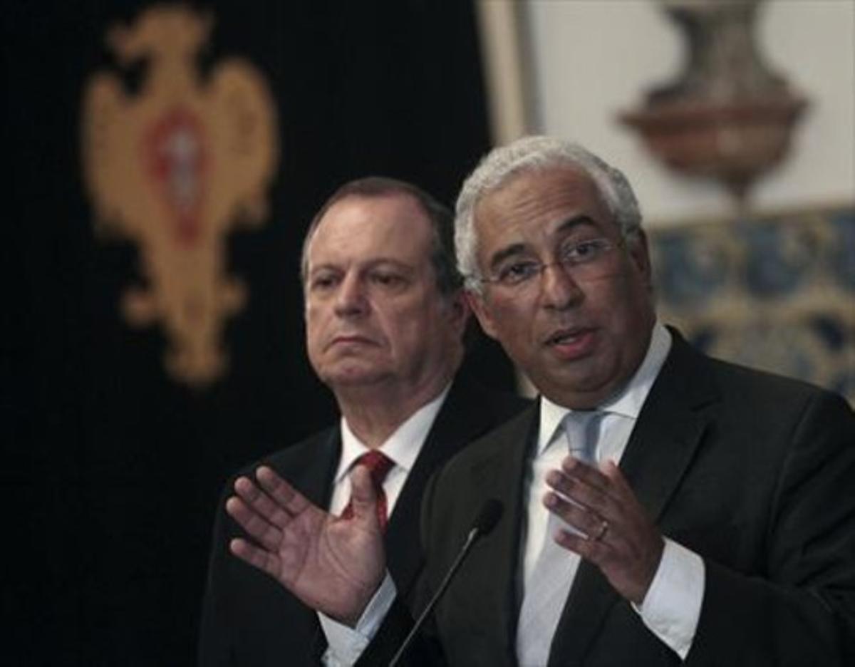 António Costa (a la dreta), després de la seva reunió amb Cavaco Silva.