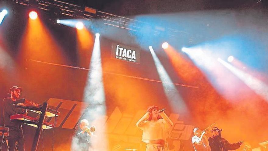 El tret de sortida del Festival Ítaca porta unes 3.500 persones a l’Escala