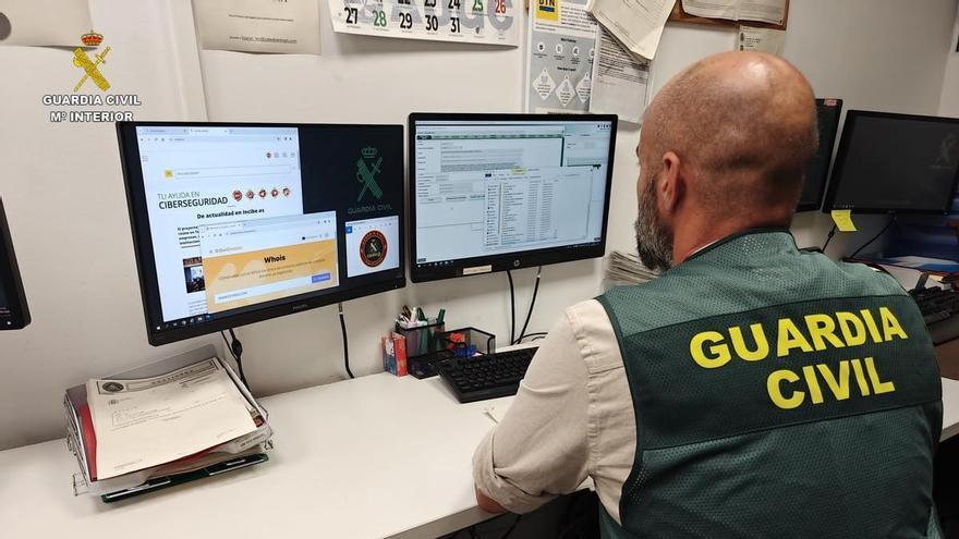 La Guardia Civil de Pontevedra localiza a un estafador de 2.000 euros a través del Bizum inverso