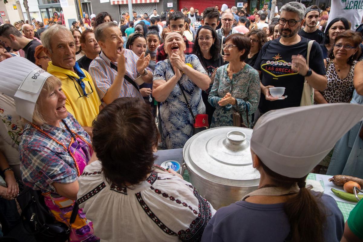 Éxito en la 18ª edición del Festival Sopes del Món, celebrado en la Marquesina de la Via Júlia, Nou Barris.