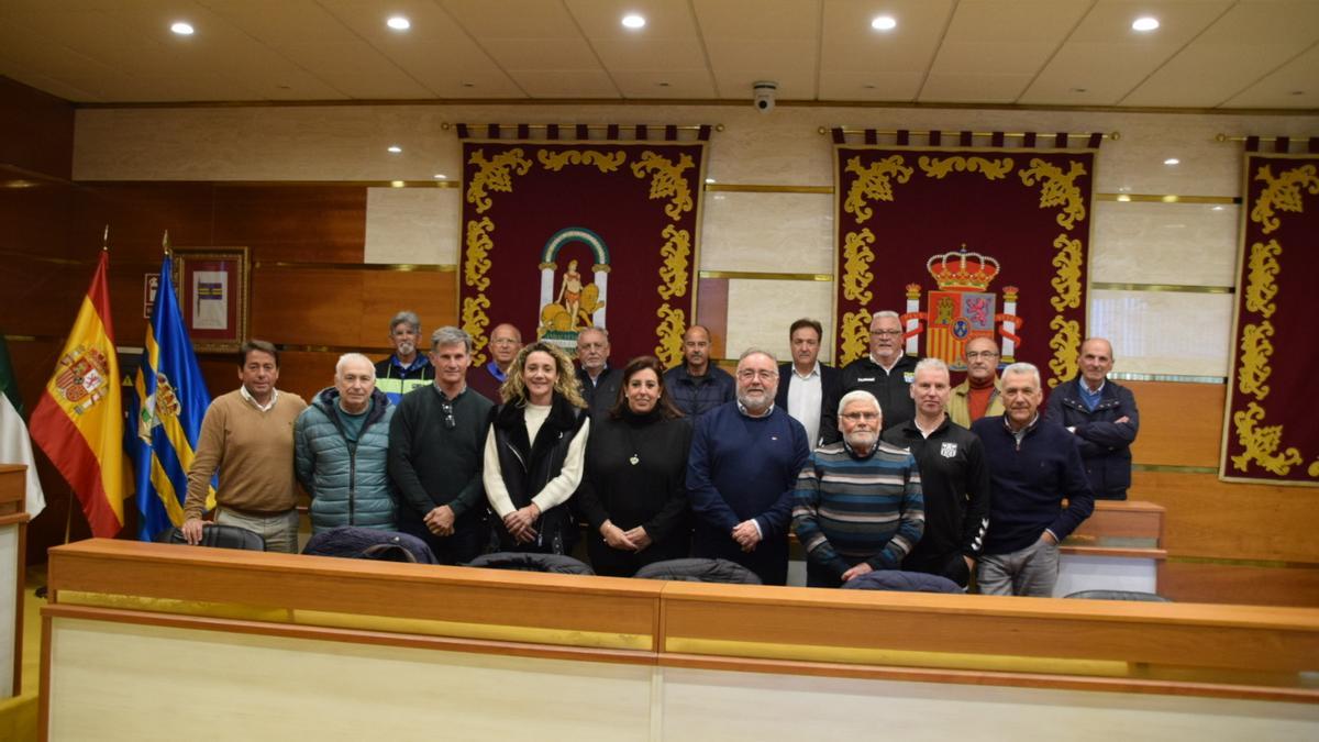 Reunión en el pleno del Ayuntamiento por el 50 aniversario del Alhaurín de la Torre C. F.