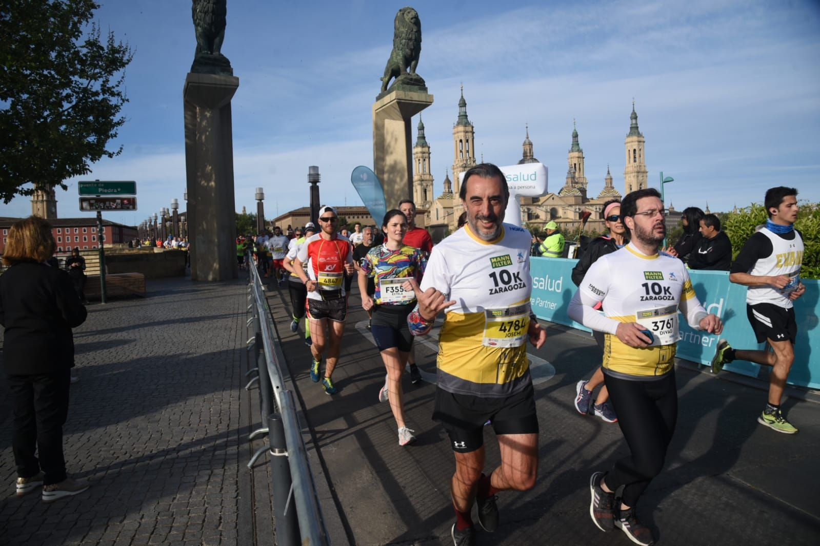 FOTOGALERÍA | Búscate en el Maratón de Zaragoza 2023