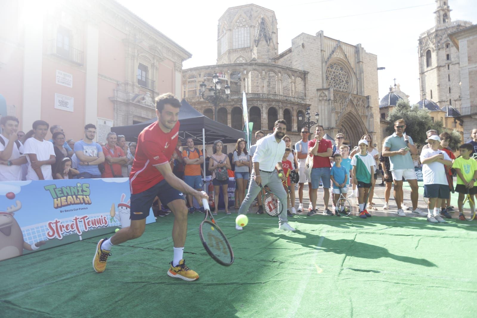 La Copa Davis ya se respira en las calles de València