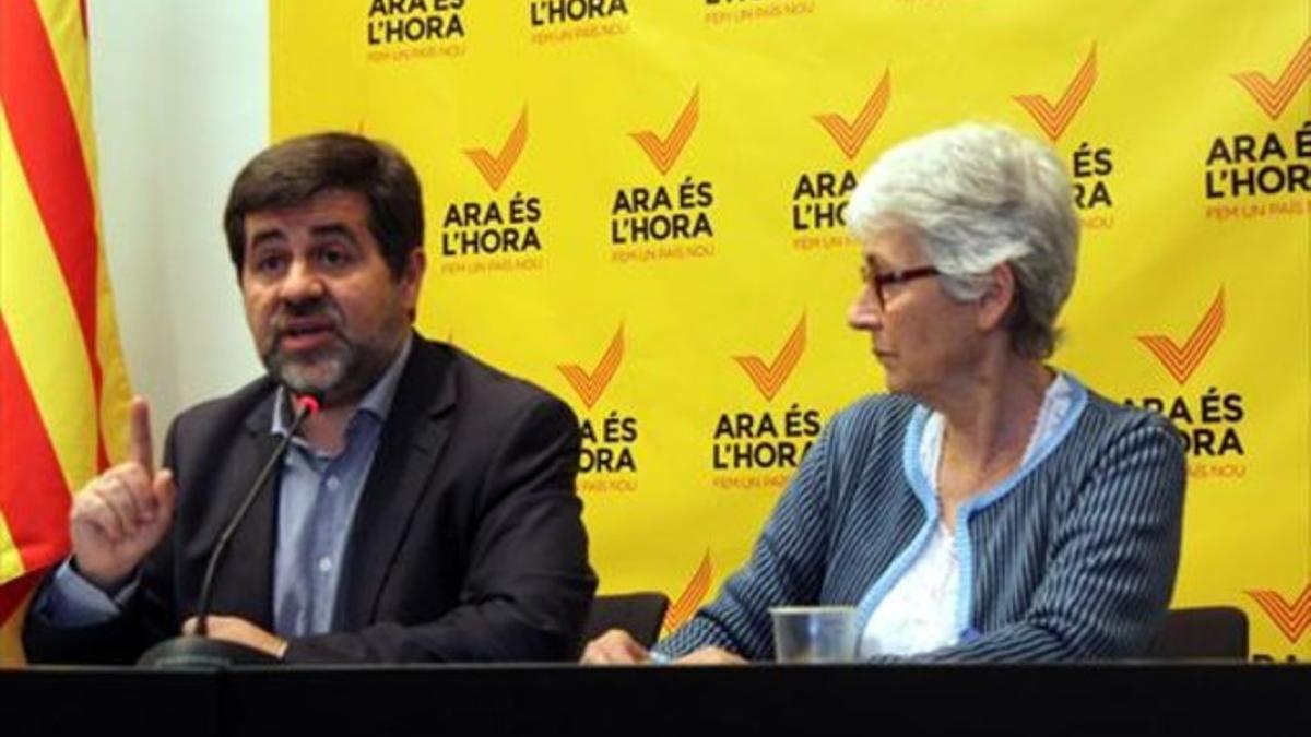 Los presidentes de la ANC, Jordi Sànchez, y Òmnium Cultural, Muriel Casals.