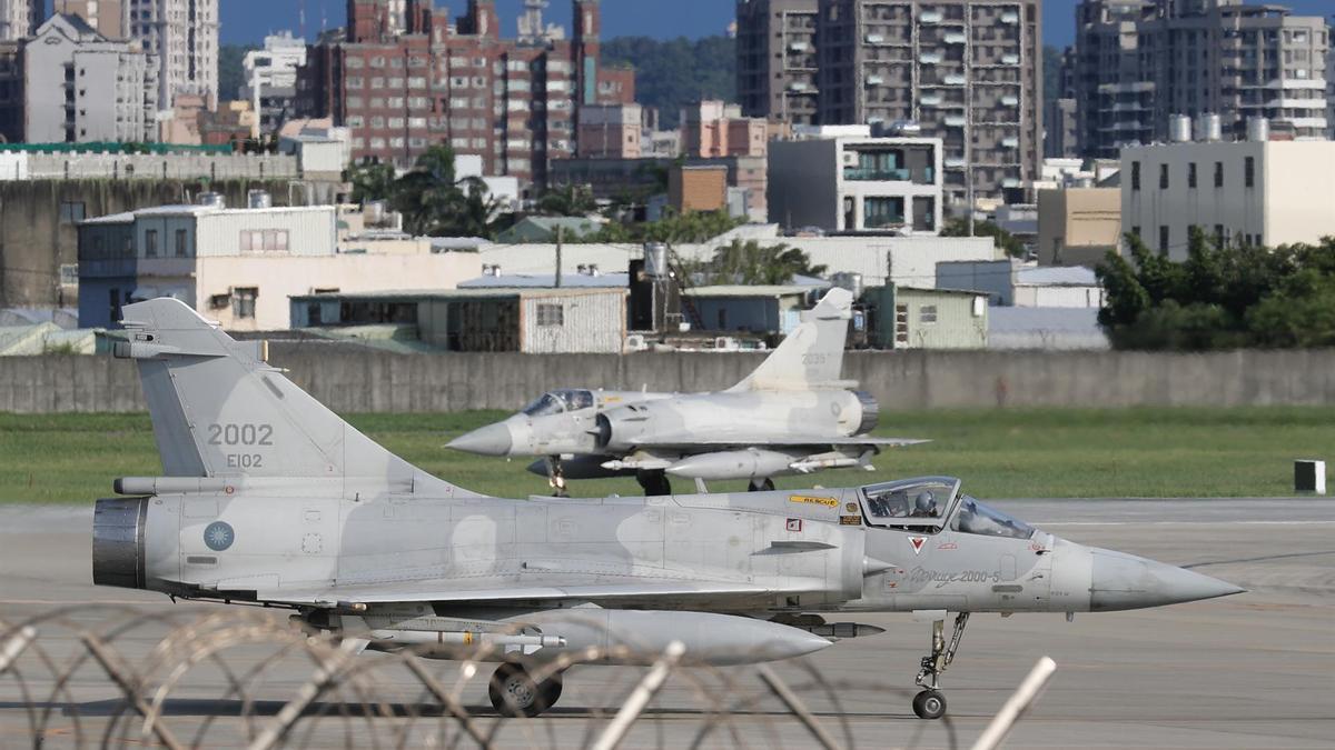 Aviones Mirage 2000-5 en la base aérea en Hsinchu, Taiwan.