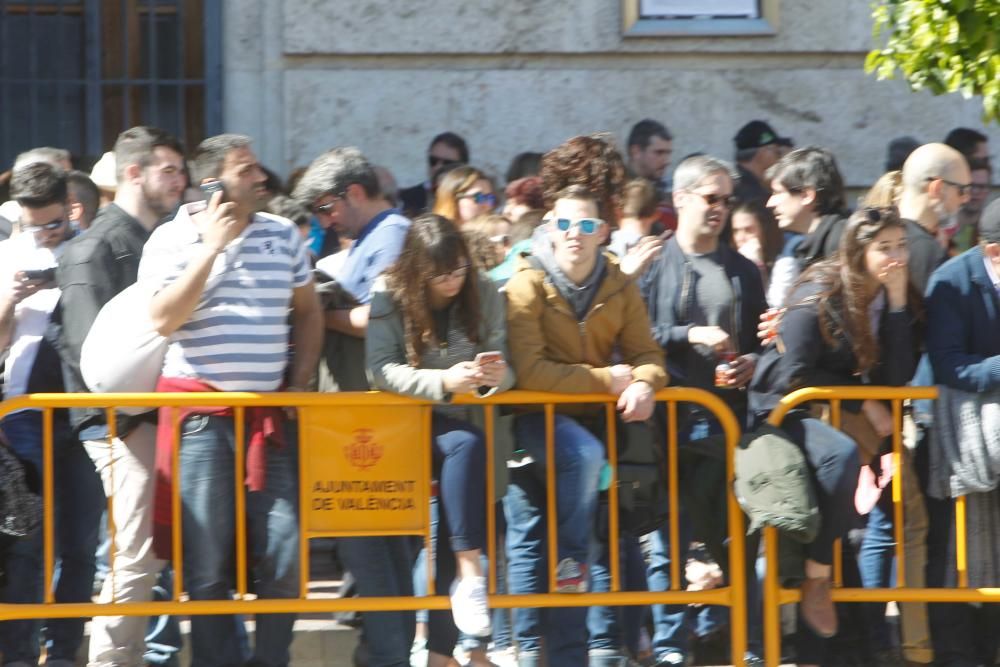 Búscate en la mascletà del 12 de marzo