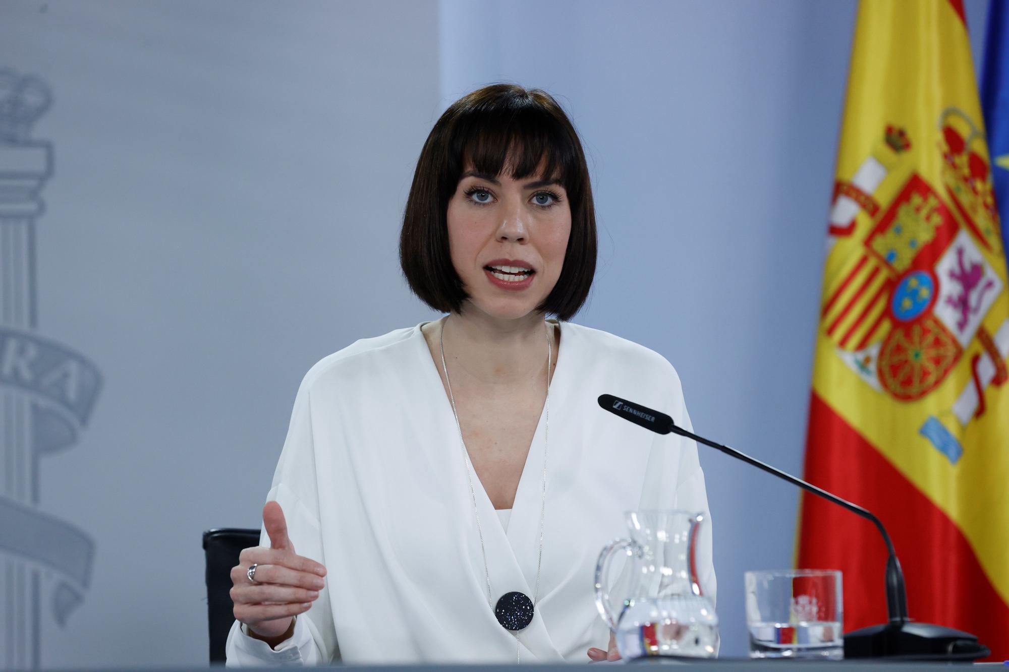 La ministra de Ciencia e Innovación, Diana Morant, comparece en la rueda de prensa posterior al Consejo de Ministros