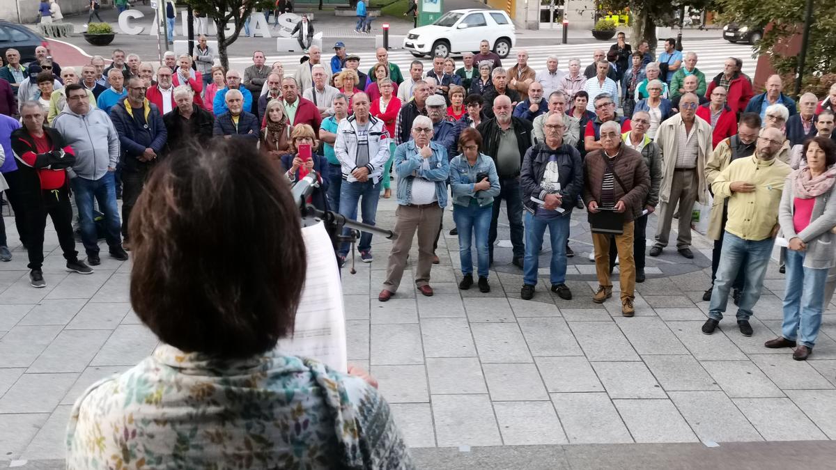 Una concentración reciente por las pensiones en Cangas. / S.A.