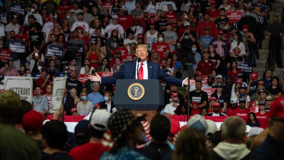 El presidente de Estados Unidos, Donald Trump, durante un mitin celebrado a puerta cerrada en julio en Tulsa, Oklahoma, en medio de la crisis del coronavirus.