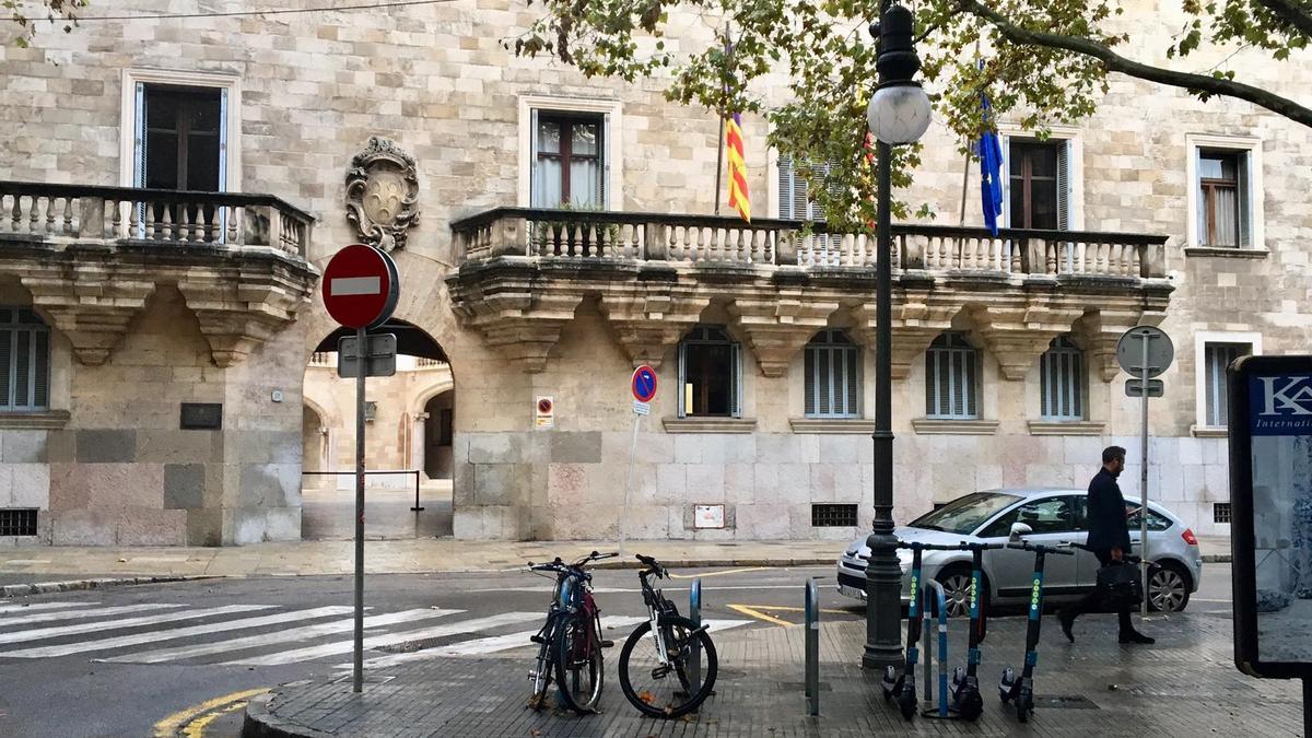 Fachada de la Audiencia Provincial de Palma.