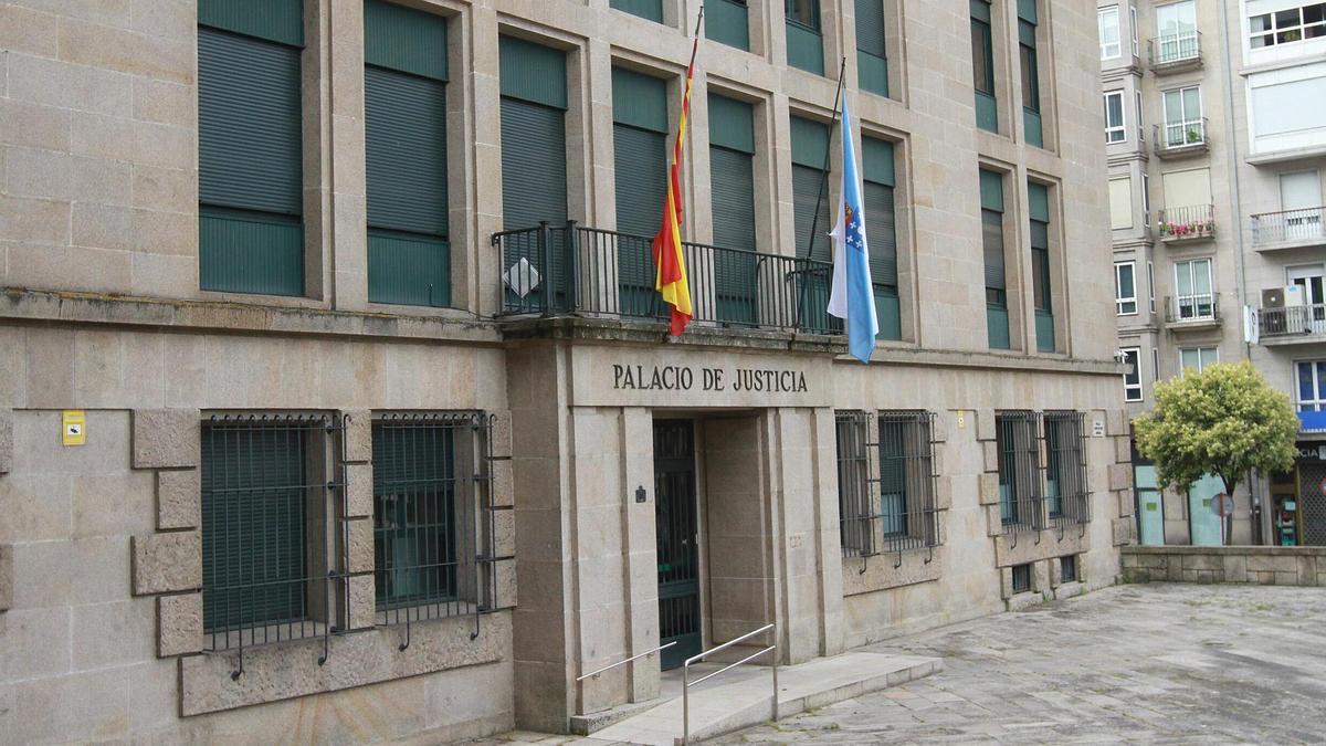 Una mujer mayor pedía 223.000 euros más por una caída que la llevó a la UCI tras el ataque de una perra pero la justicia dice que su hipertensión influyó en el daño sufrido