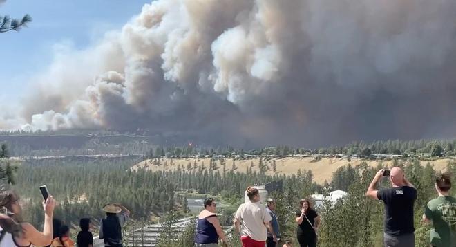 Miles de evacuados en el estado de Washington a causa de los incendios