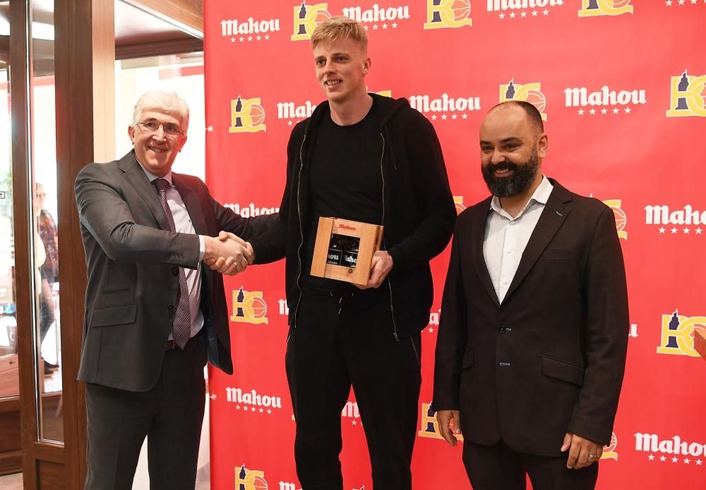 Ángel Hernández, premio Jugador Cinco Estrellas