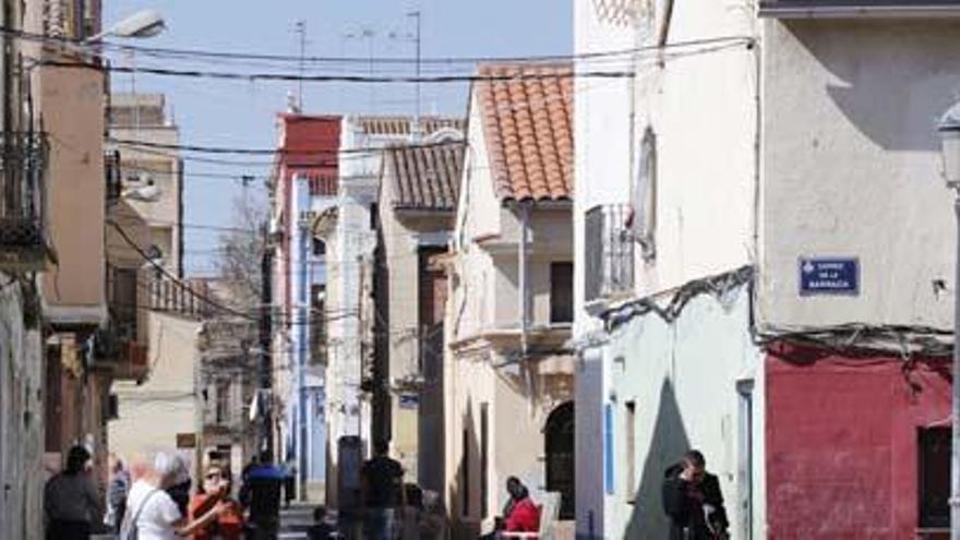 Los vecinos del Cabanyal claman por la convivencia antes que por las obras