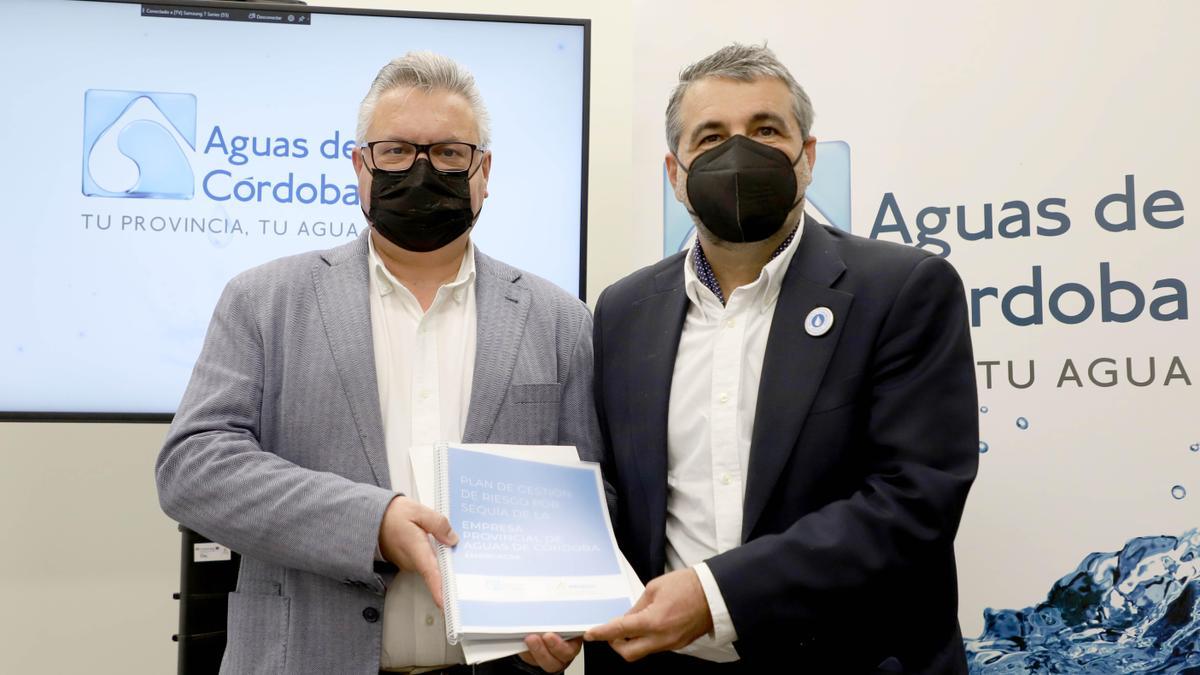 Esteban Morales y Luis Babiano presentan el Plan de Sequía de Emproacsa.