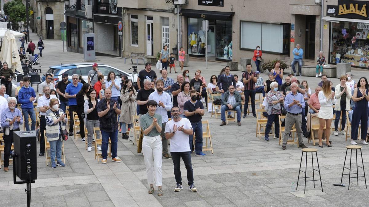 Ana Pontón y Francisco Vilariño, al inicio del acto 
público celebrado ayer en Lalín.   | // BERNABÉ/JAVIER LALÍN