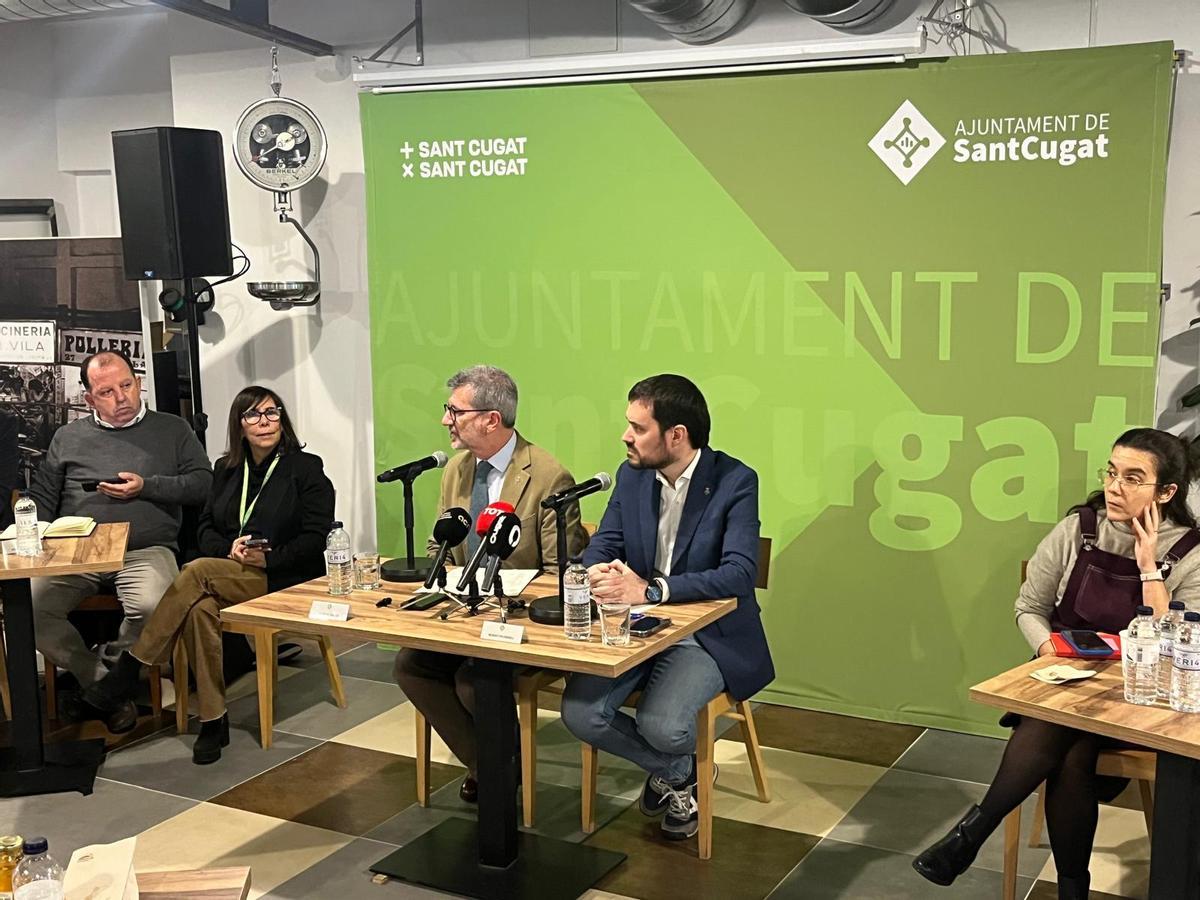 Rueda de prensa del alcalde de Sant Cugat del Vallès, Josep Maria Vallès (Junts).