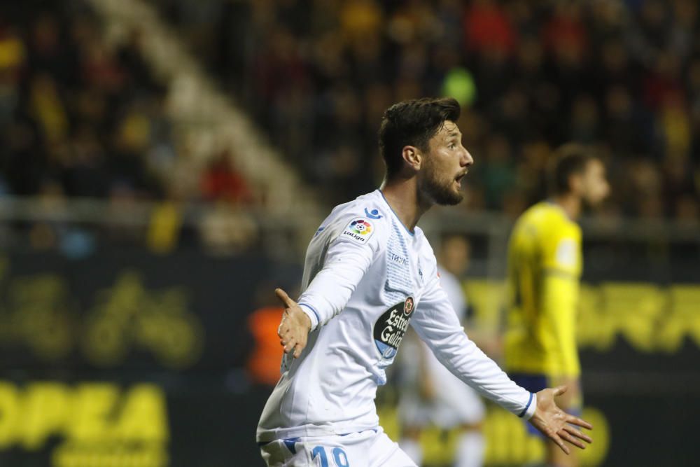 El Dépor sale goleado de Cádiz