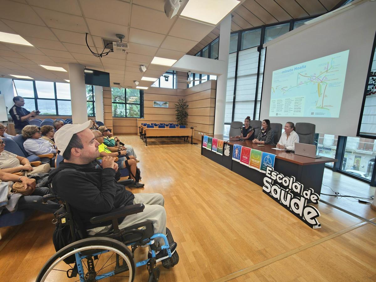 La presentación, el miércoles, ante colectivos vecinales y entidades sociales.