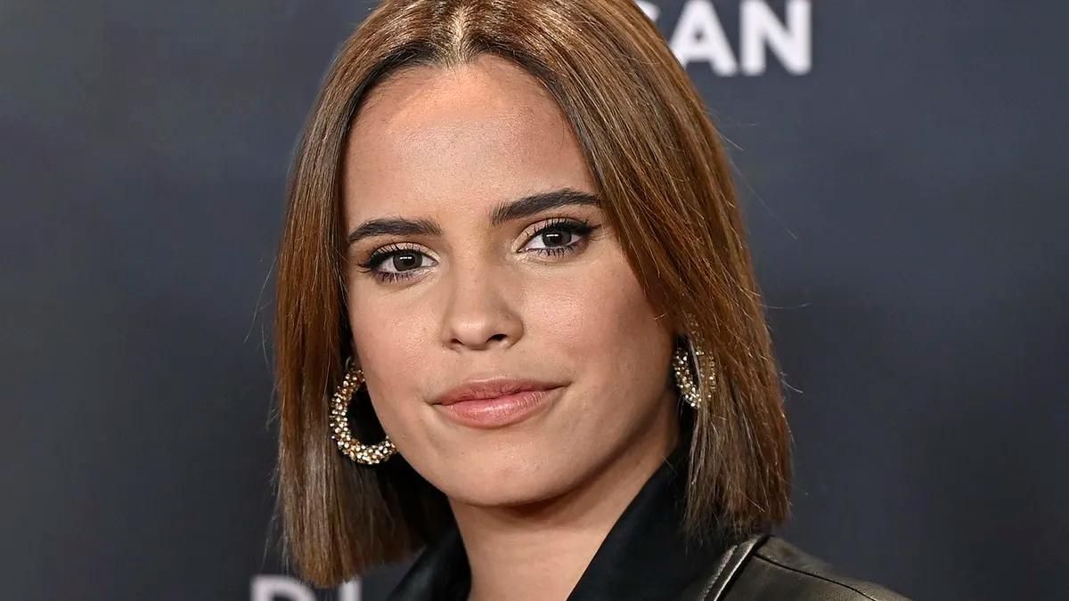 Gloria Camila.