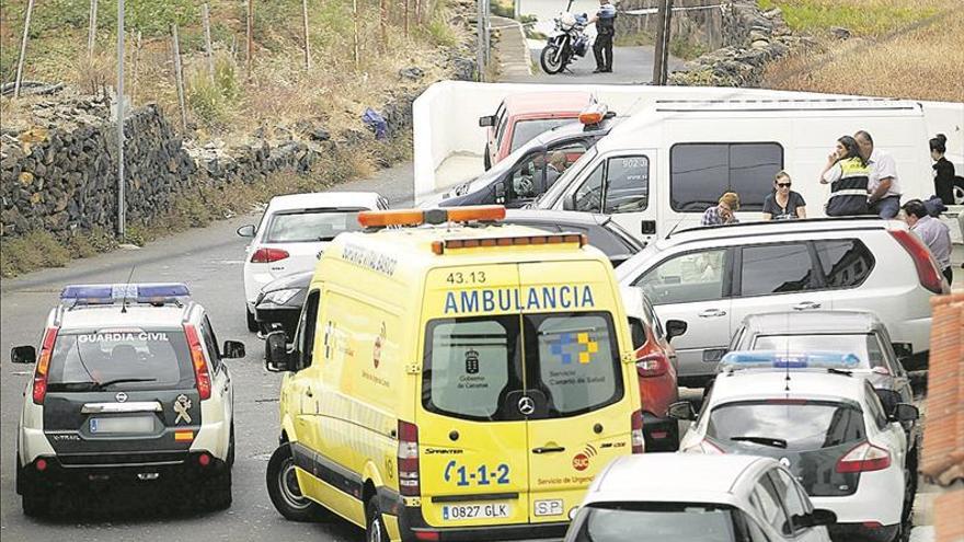 Encontrados los cadáveres de una pareja y sus dos hijas en Tenerife