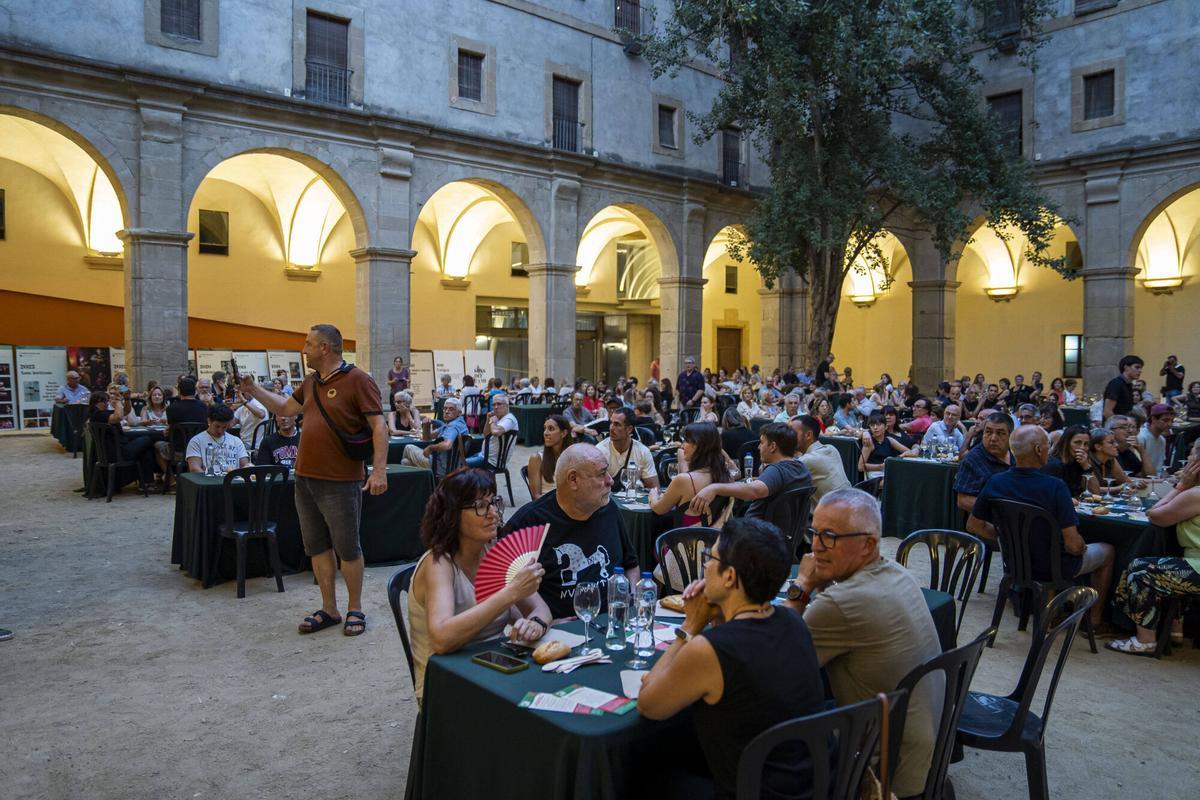 Les millors imatges del sopar de la Festa del Tomàquet 2026