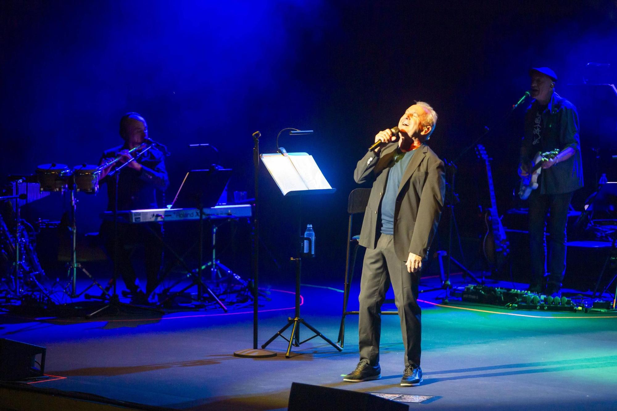 Concierto de Víctor Manuel en el auditorio de Oviedo