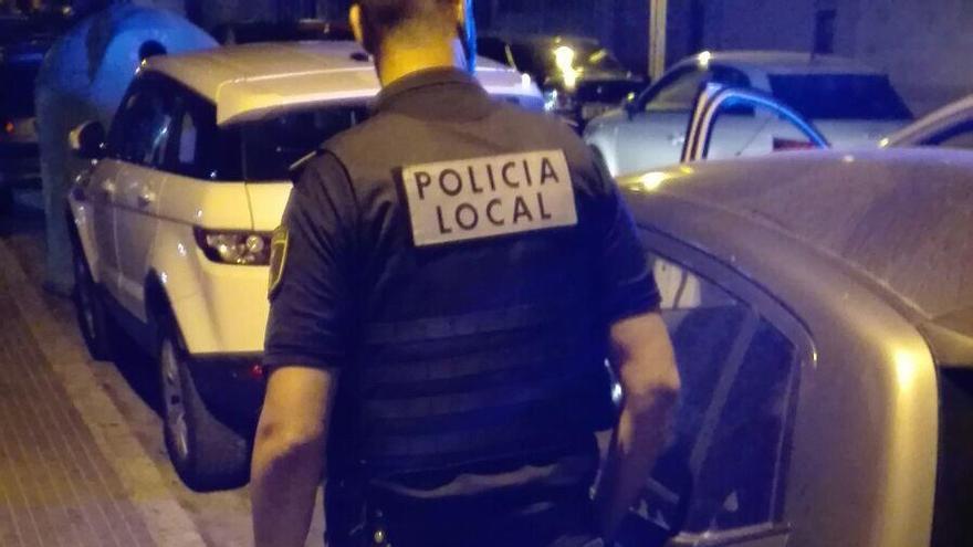 La Policía Local detiene en Benidorm al británico buscado por apuñalar a su esposa en Orihuela Costa