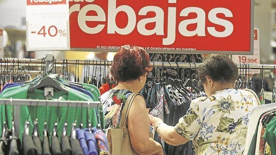 El final de las rebajas y el aumento de la vivienda vuelven a subir el IPC en Córdoba