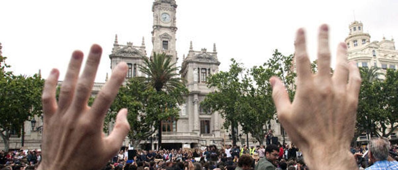 Los hijos de la plaza del 15M y la indignación