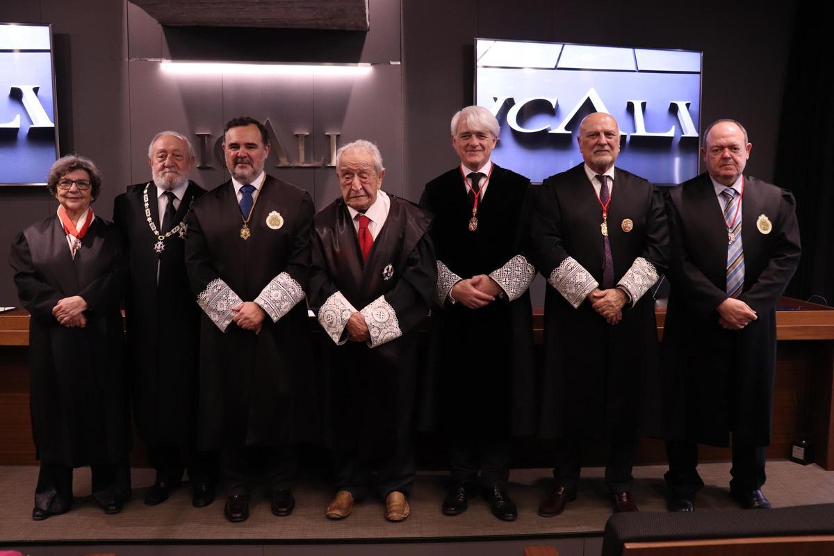 Un momento del homenaje a Manuel Caballero.