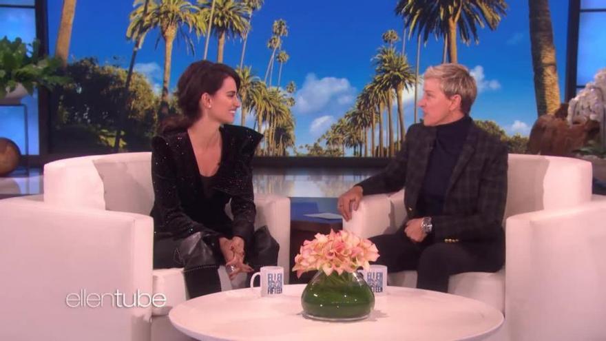 Penélope Cruz la lía enseñando castellano a Ellen DeGeneres