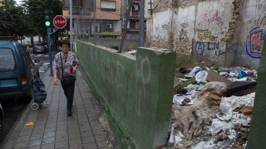 La pobreza llega a la zona de la Plaza de Toros de Alicante