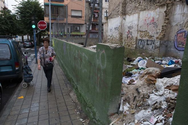 La pobreza llega a la zona de la Plaza de Toros de Alicante