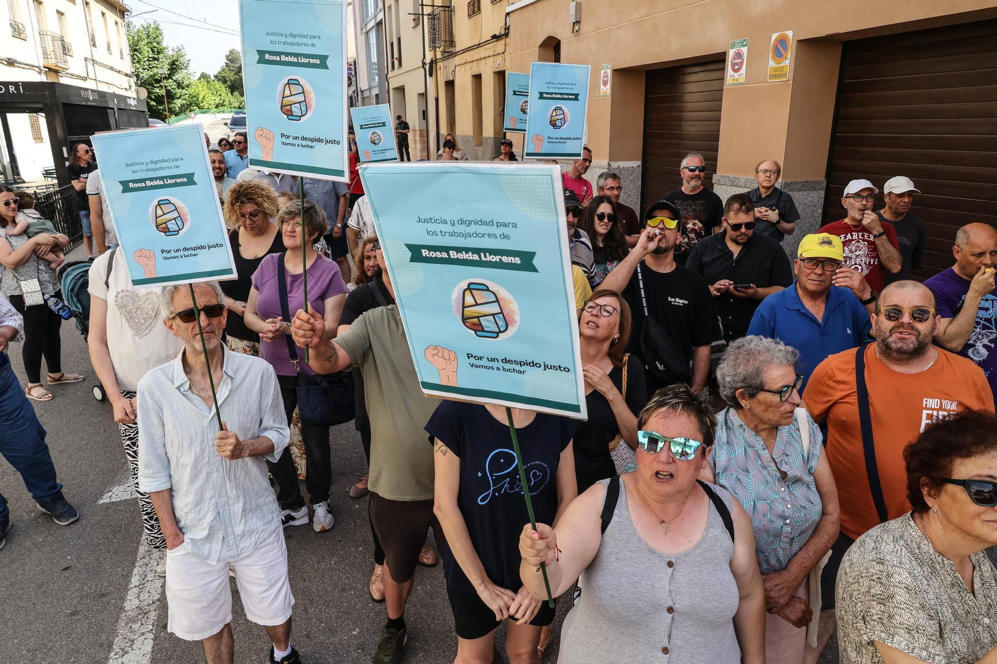 Manifestación de los trabajadores de Belda Llorens en Banyeres