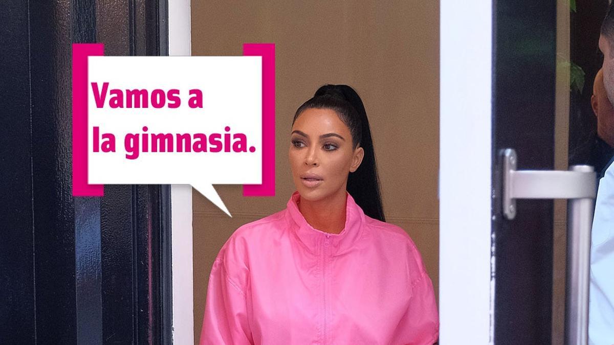 Kim Kardashian con el chándal arremetido