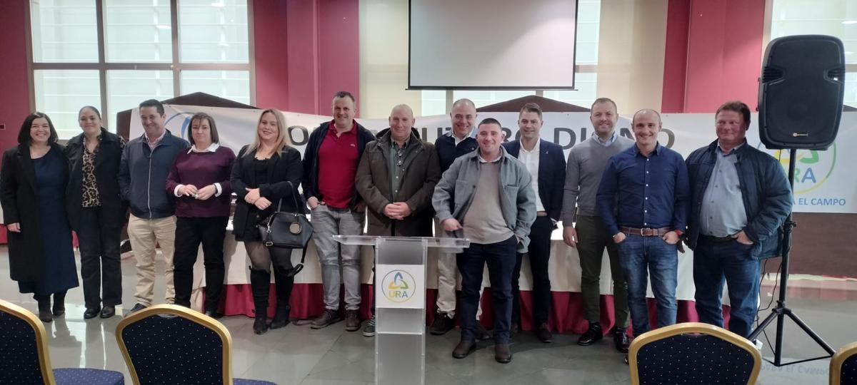 Asistentes al congreso de URA, en Silvota.