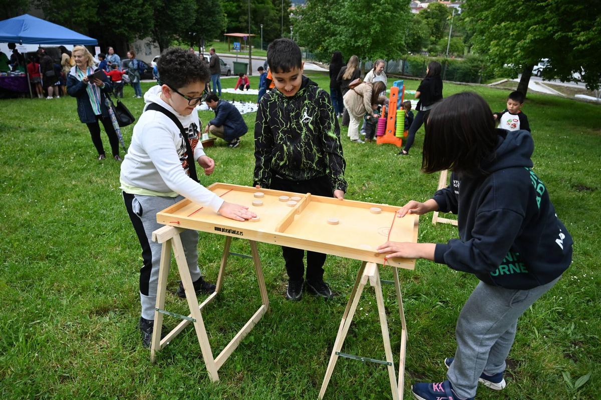 PONTEVEDRA.Inaguración del parque infantil de la Plaza das Regas