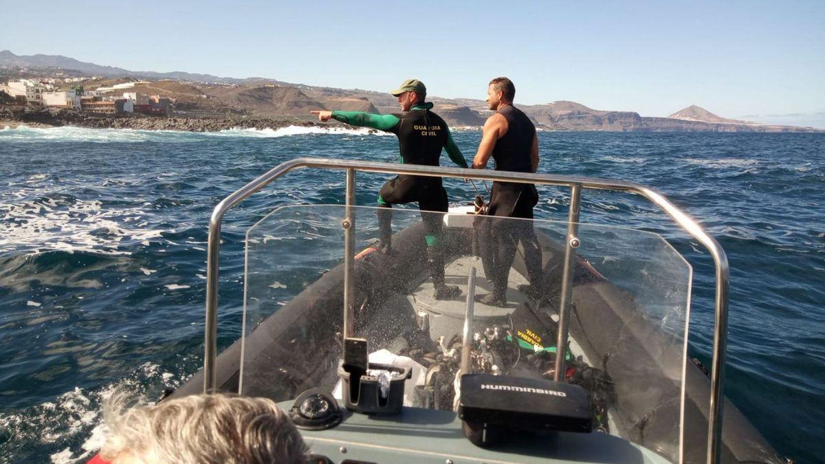 Buscan al hombre caído al mar en Arucas