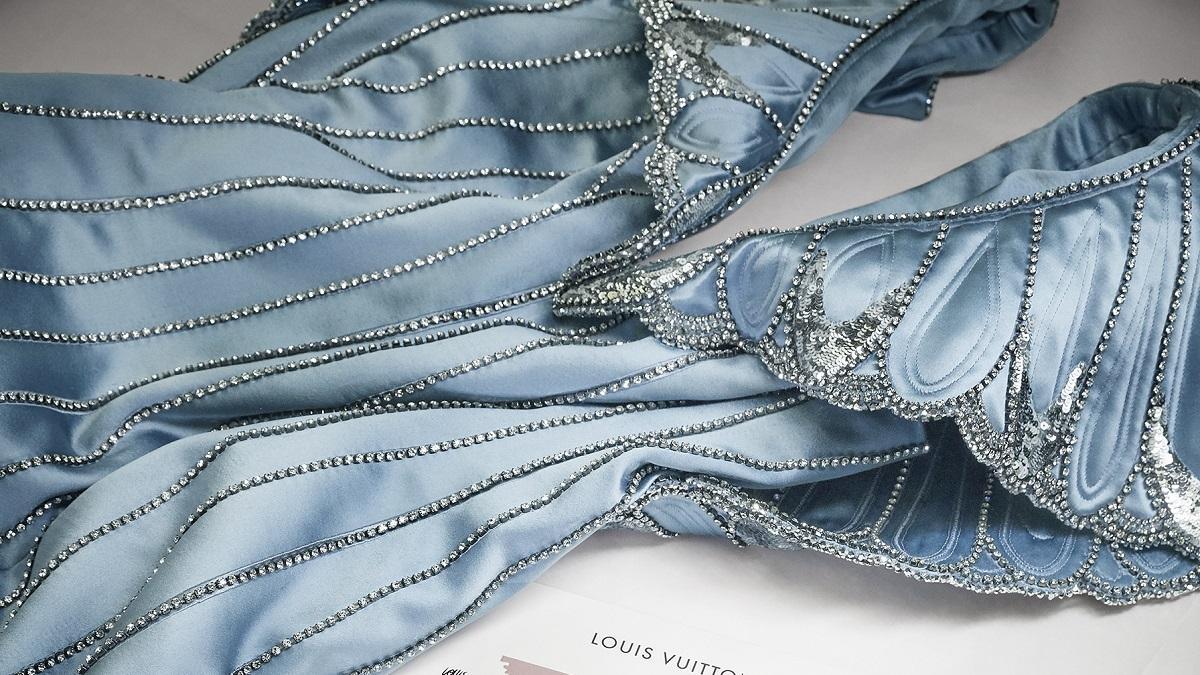 El vestido de Louis Vuitton que Regina King ha llevado a los Premios Oscar 2021, al detalle