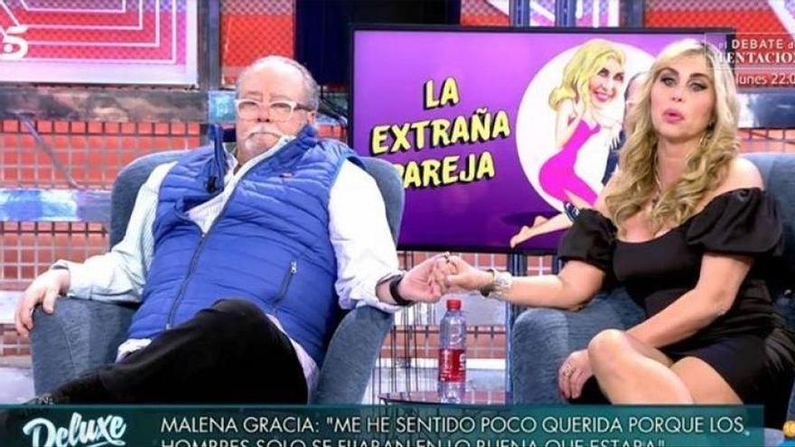 Malena Gracia y Arévalo hablan de su relación en &#039;Sábado Deluxe&#039;: &quot;Él me satisface mucho&quot;