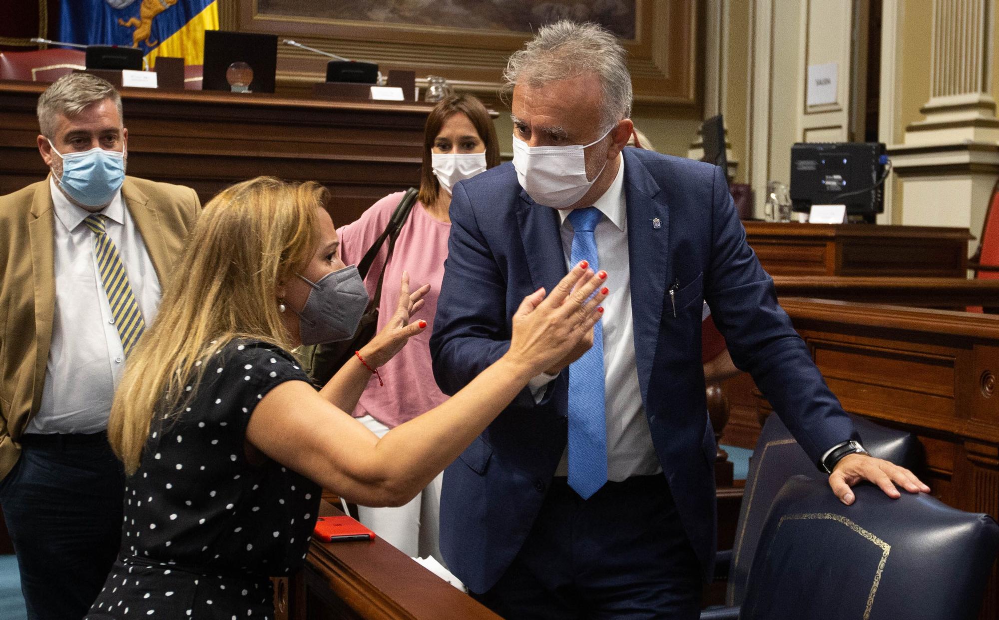 Pleno del Parlamento de Canarias