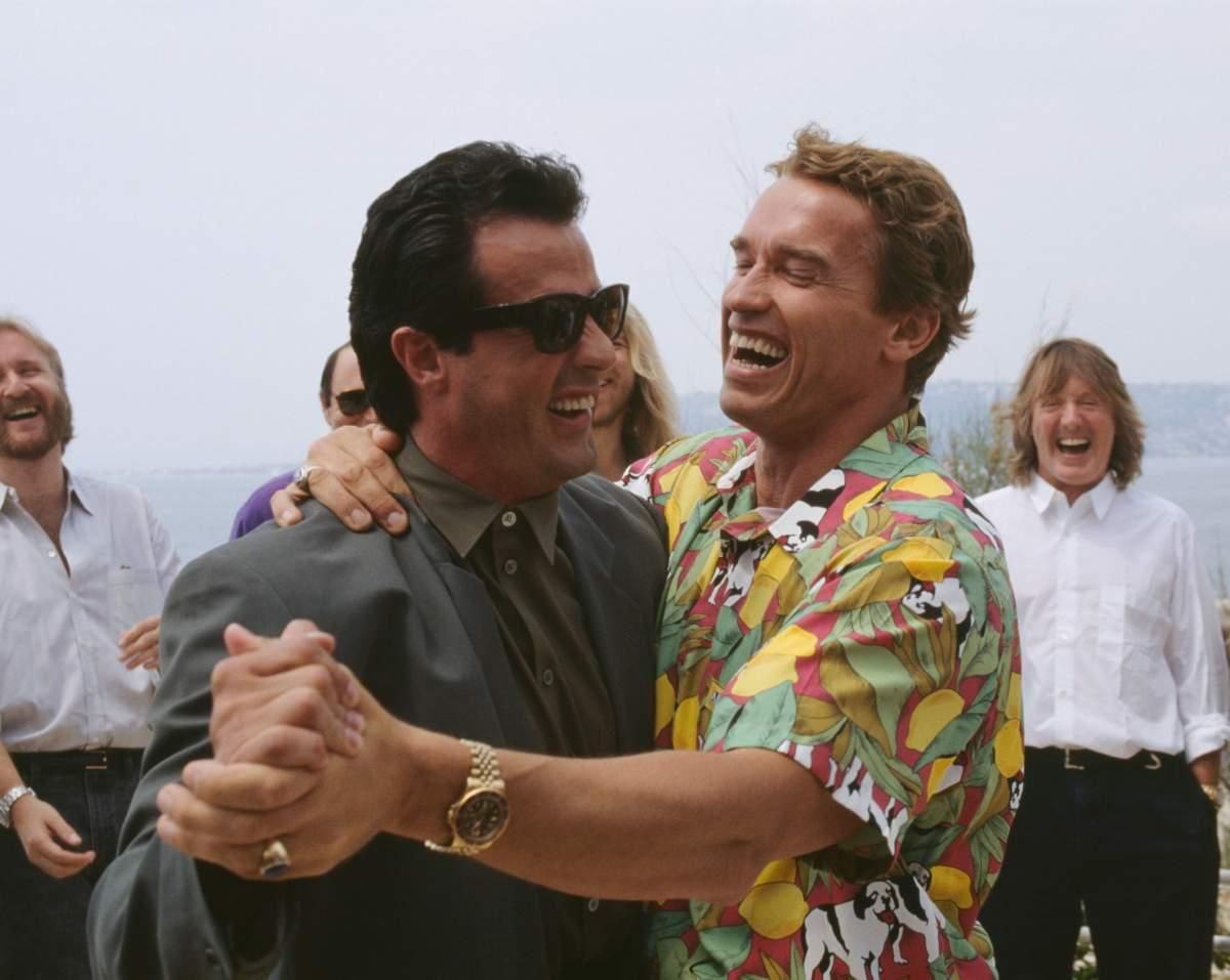 Sylvester Stallone y Arnold Schwarzenegger, bailando como amiguis en Cannes