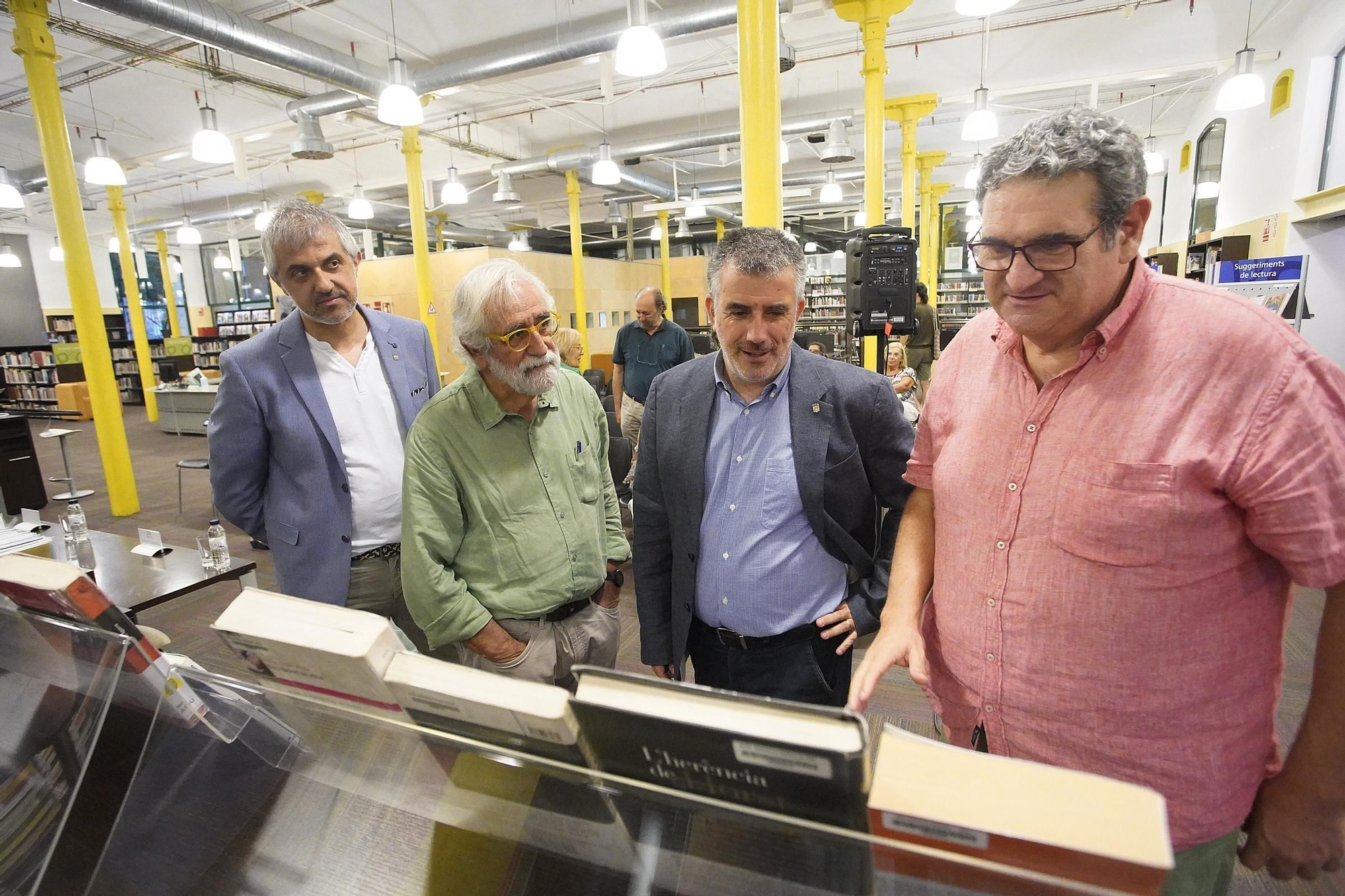 Les fotos de l'entrega del premi literari El Setè Cel de Salt a Jordi Puntí