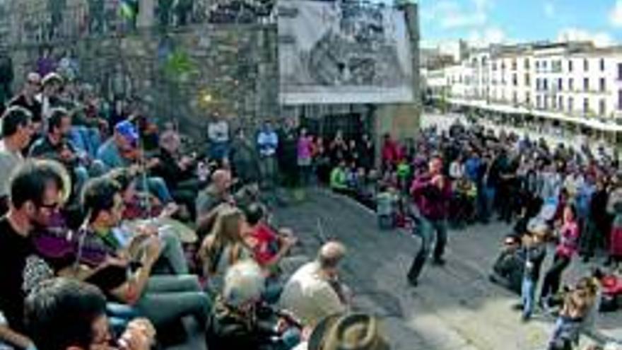 El Irish Fleadh llena de música la plaza de Santa María