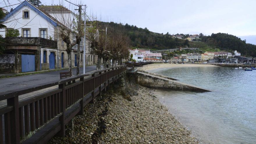 Bueu proyecta una red de pluviales en la playa de Beluso para atajar los vertidos