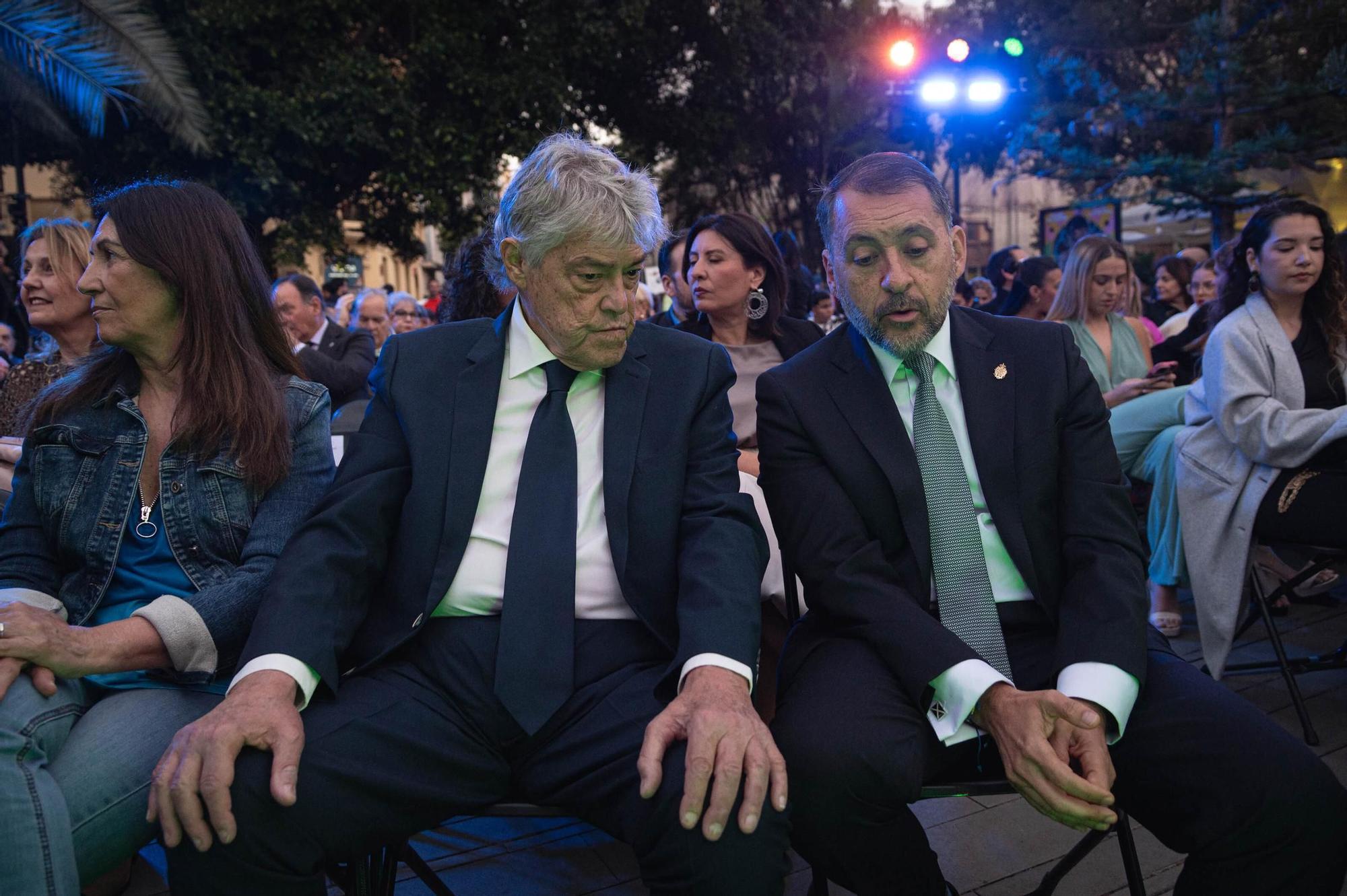 Caco Senante pronuncia el pregón de las Fiestas de Mayo