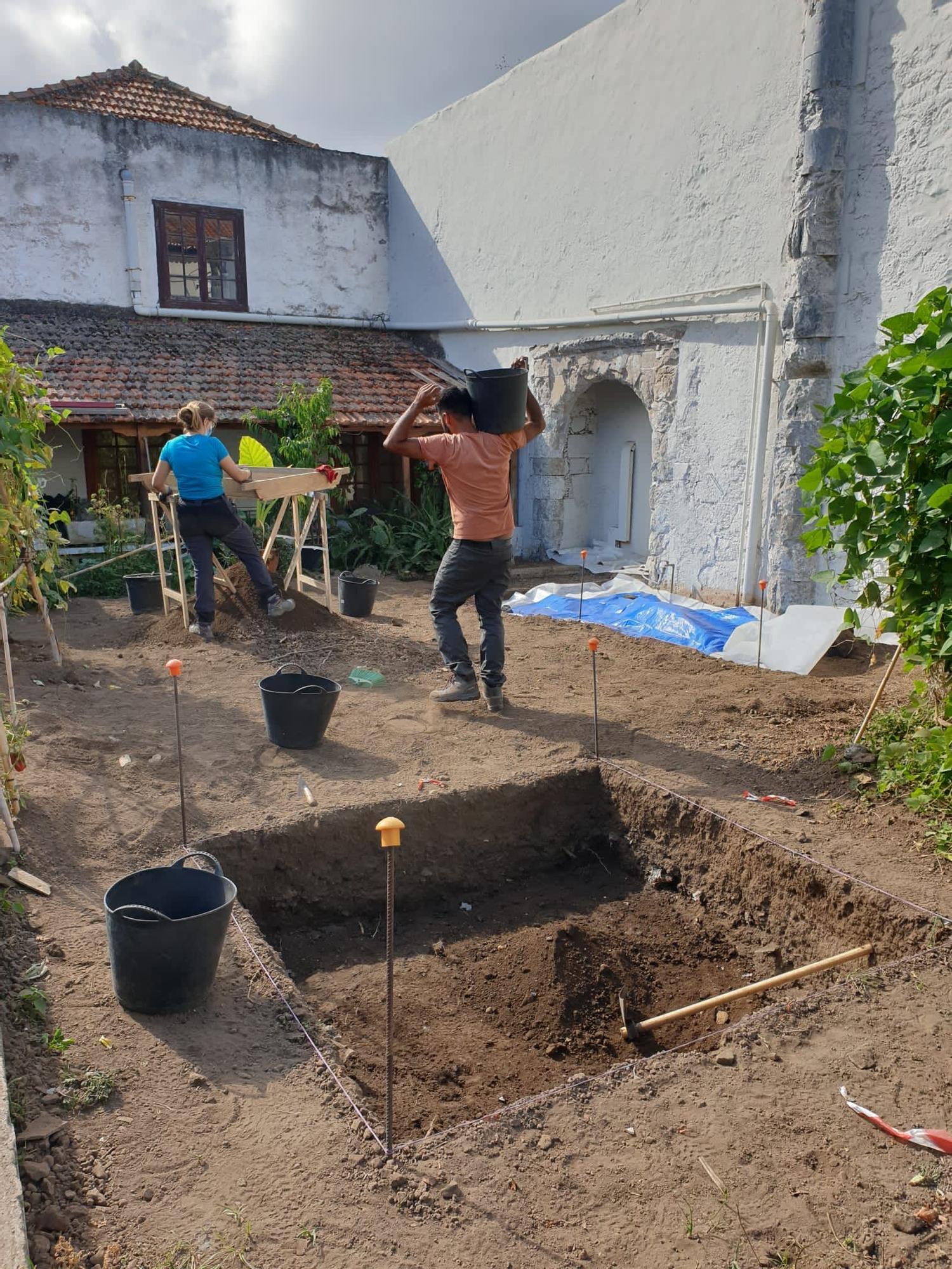 Excavaciones arqueológicas en busca de vestigios del Escorial de Canarias, en La Orotava