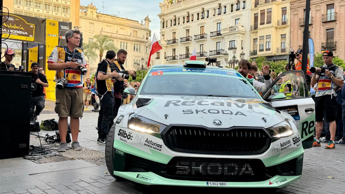 El favorito, 'Cohete' Suárez, en la salida