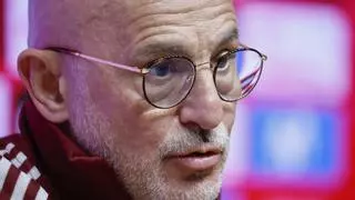 De la Fuente: "Quien tenga la tentación de pitar a Joan Garcia que se quede en casa"